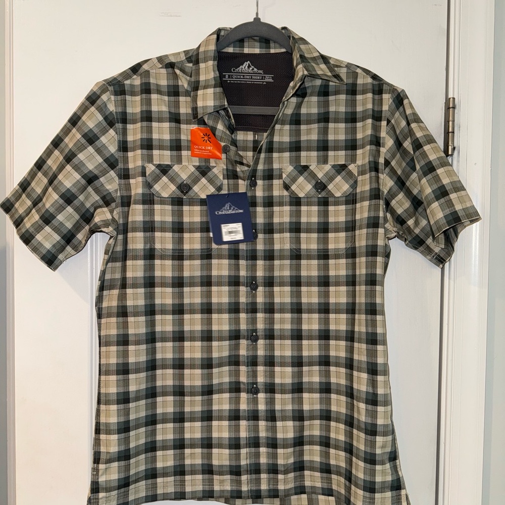 Croft & Barrow Black and Gray Casual Button Down Shirt NWT